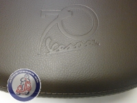 Sitzbank Vespa Primavera 125, 70 Jahre Edition, dunkelbraun